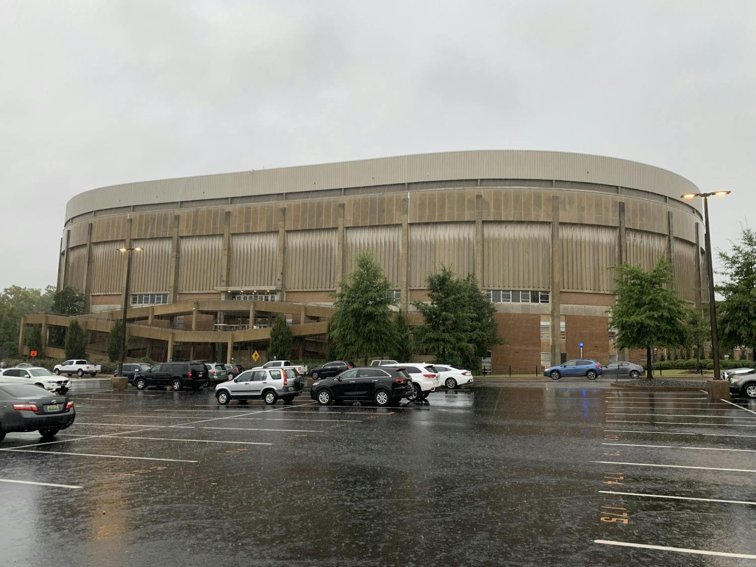 Beard-Eaves Memorial Coliseum rain.JPG