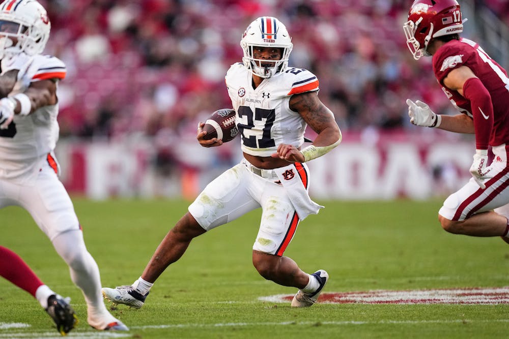 FAYETTEVILLE, AR - NOVEMBER 11 - Auburn Running Back Jarquez Hunter (27) during the game between the (24) Auburn Tigers and the Arkansas Razorbacks at Donald W. Reynolds Razorback Stadium in Fayetteville, AR on Saturday, Nov. 11, 2023.

Photo by Zach Bland/Auburn Tigers