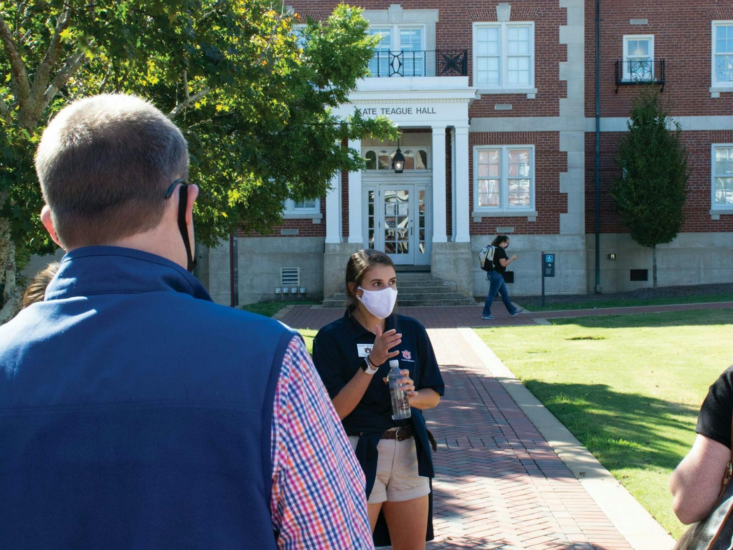 Student recruiter tour.jpg