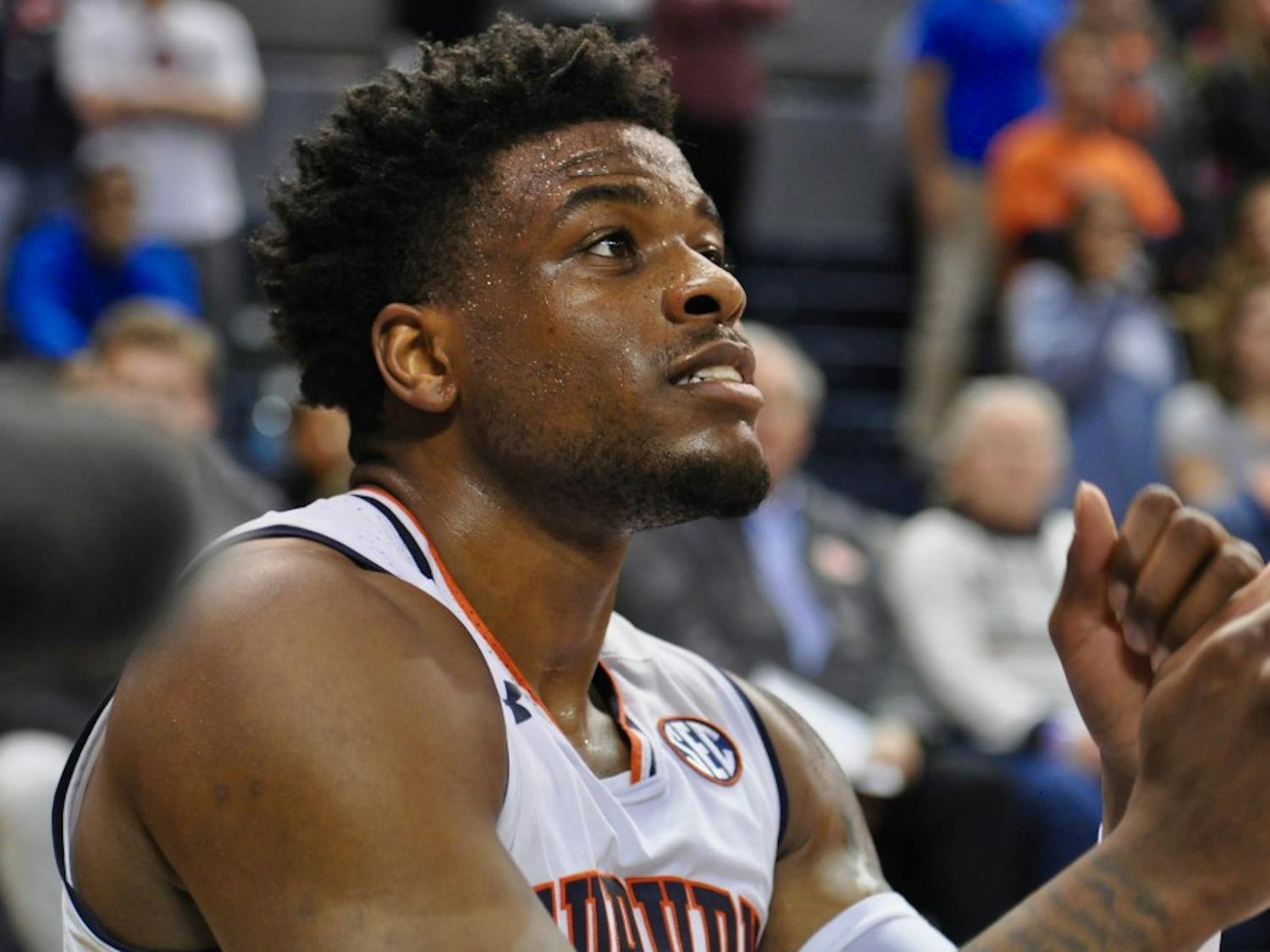 Mens Basketball vs. Saint Peters