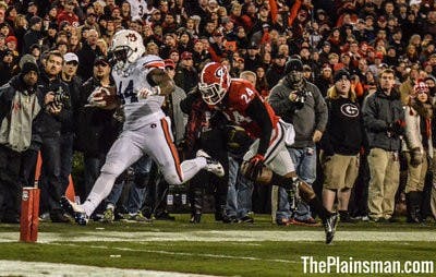 Cameron Artis-Payne going in for a touchdown. Auburn vs. Georgia (Raye May | Photo Editor)