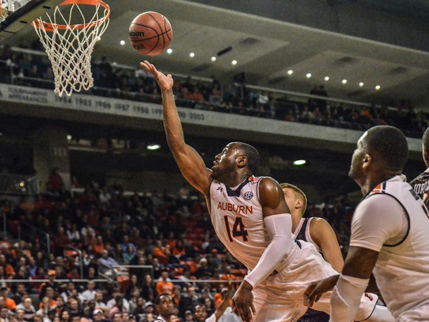 Tigers' comeback falls short against Vandy