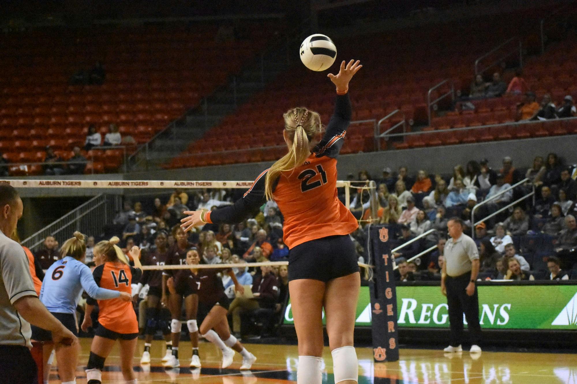 Auburn v. Mississippi State Volleyball Game