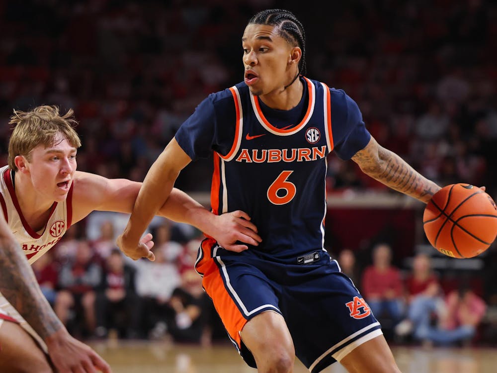 NORMAN, OK - FEBRUARY 24 - Auburn's Elyjah Freeman (6) during the game between the Auburn Tigers and the Oklahoma Sooners at Lloyd Noble Center in Norman, OK on Tuesday, Feb. 24, 2026.
Photo by Zach Bland/Auburn Tigers