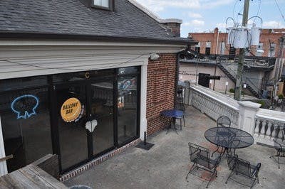 Anna Grafton / ASSISTANT PHOTO EDITOR