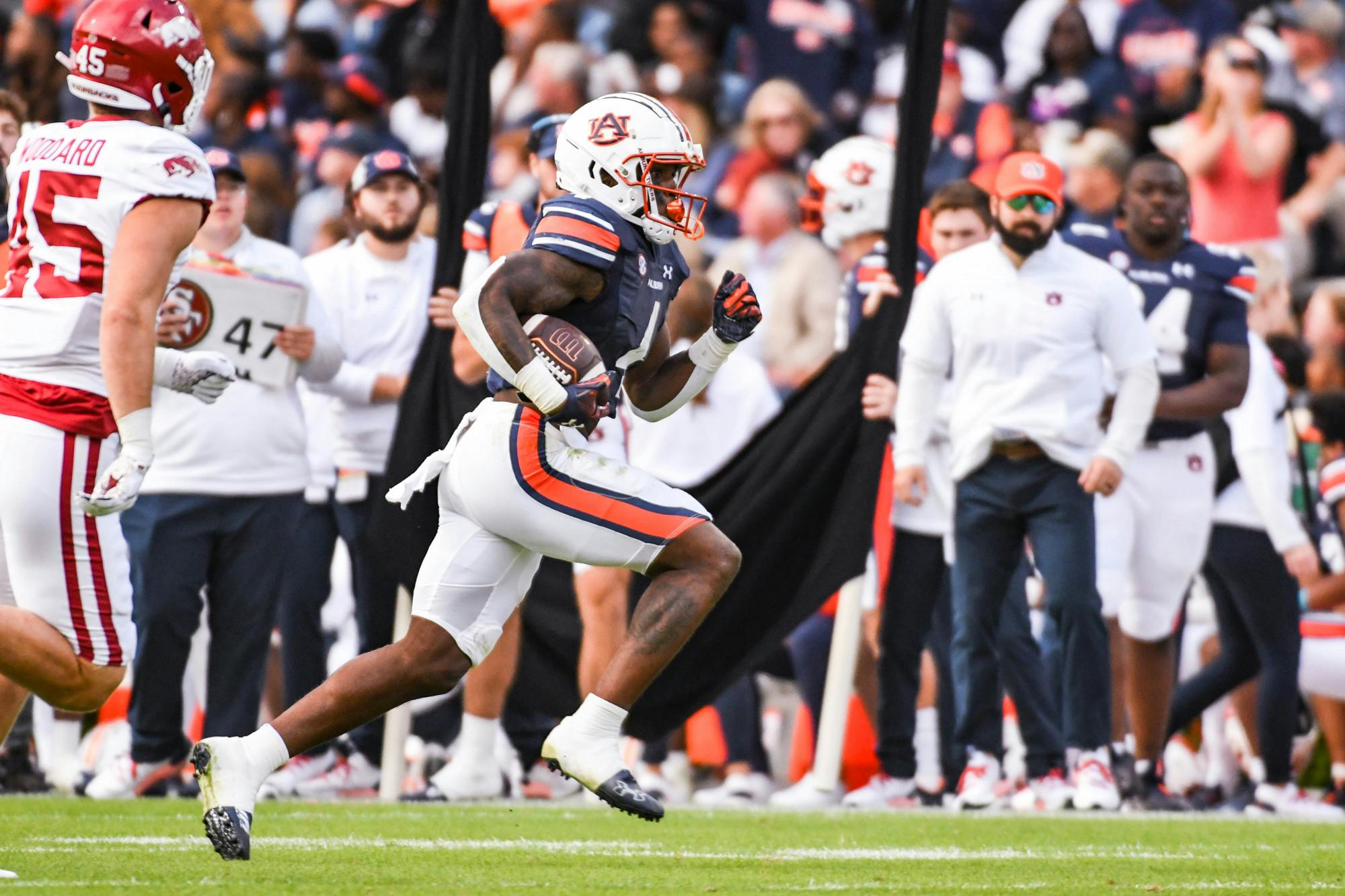Auburn in the NFL: Tank Bigsby steps up in Saquon Barkley's absence ...