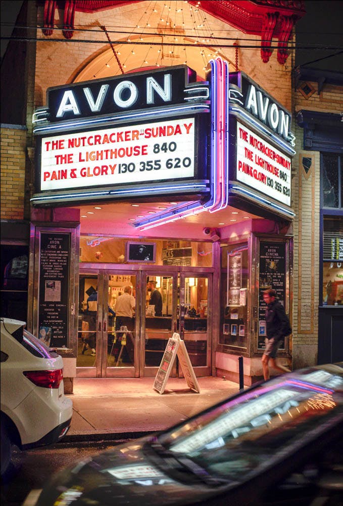 Review-Oscar-shorts.AvonTheater_AndrewDing_Andrew-Ding