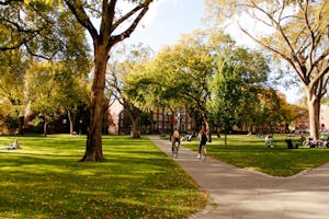 Nash_Informal-admissions-touring_CO_Victoria-Yin