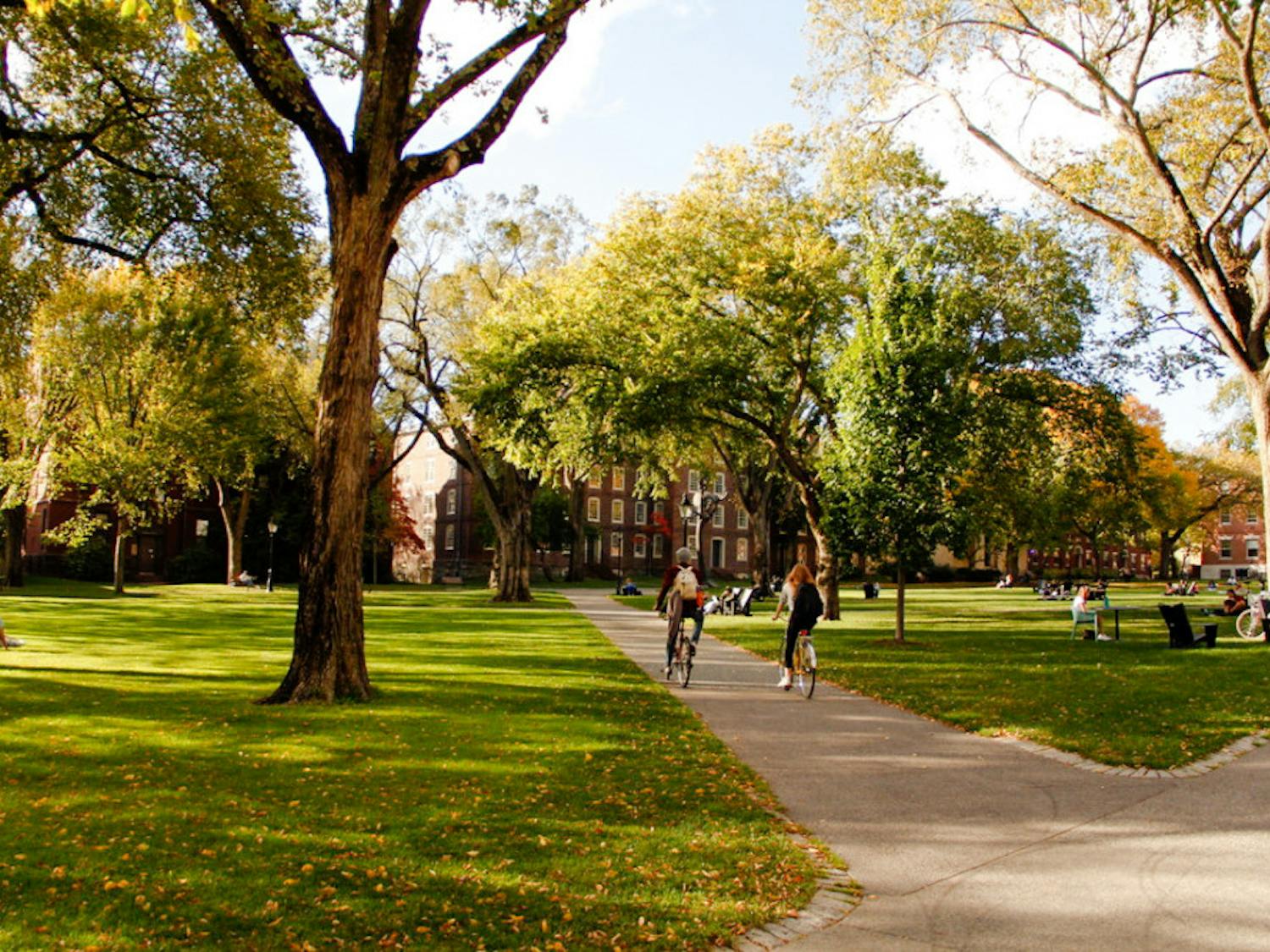 Nash_Informal-admissions-touring_CO_Victoria-Yin