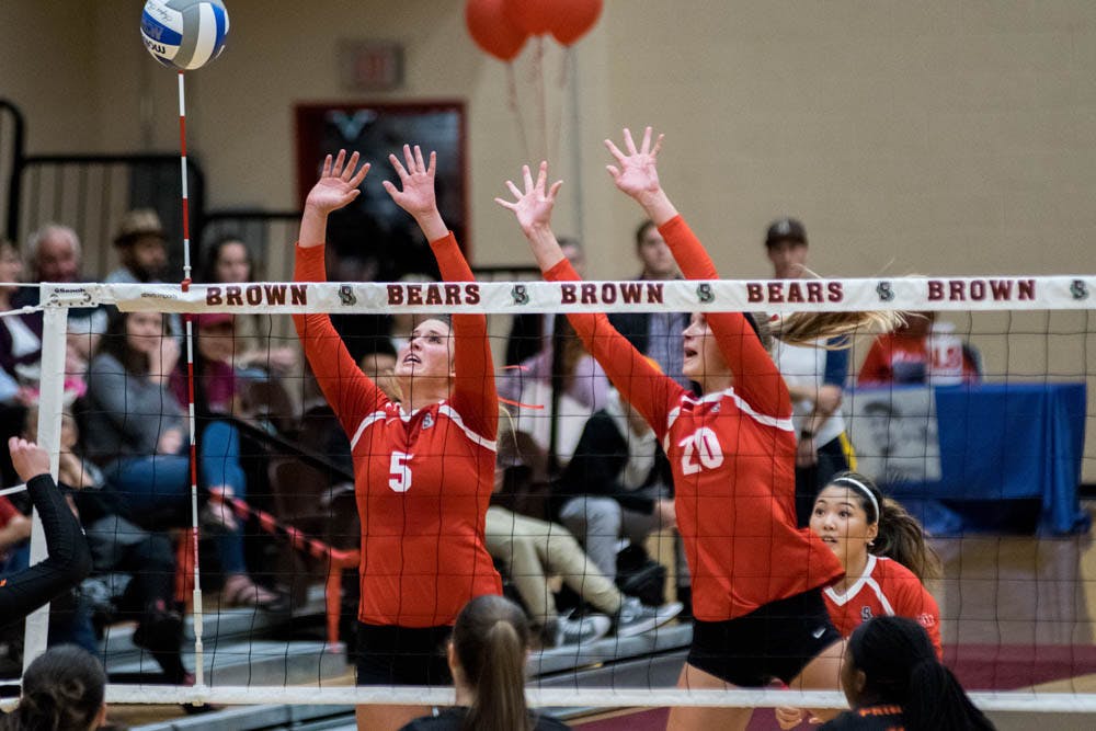 Herrema_Volleyball_EliWhite