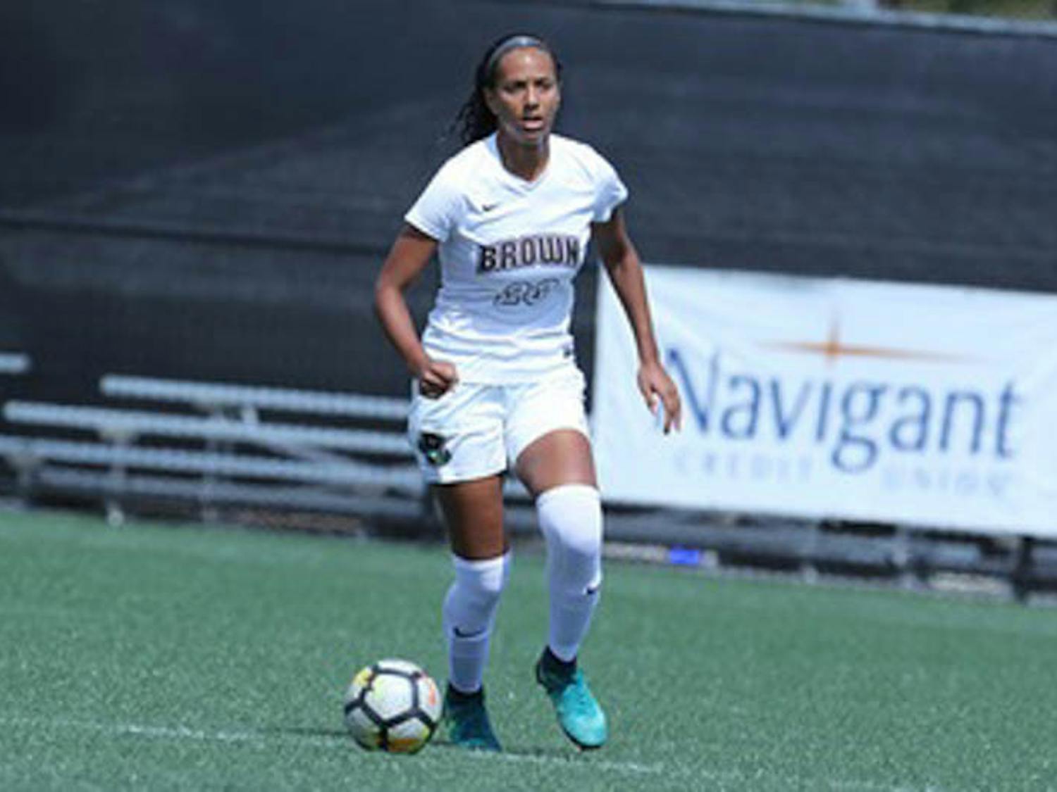 Russell_WSoccer_COBrownBears