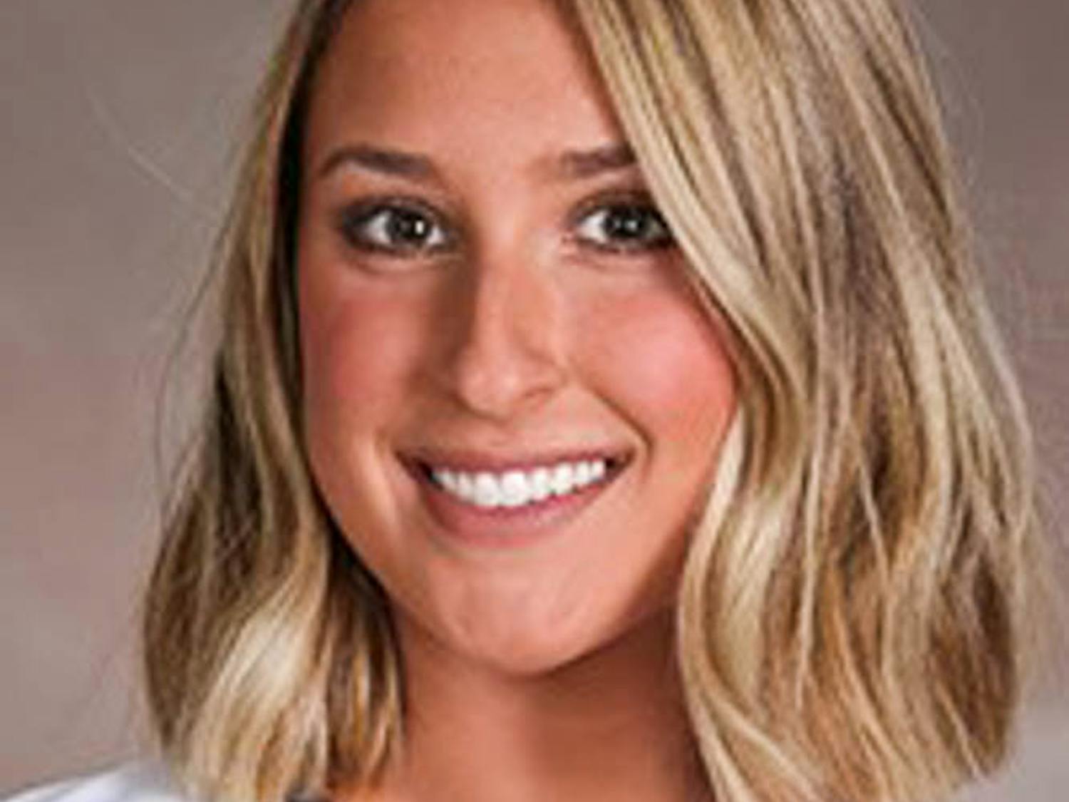 AOTW_Gabrielle-Moriconi_CO-Brown-Bears-Athletics