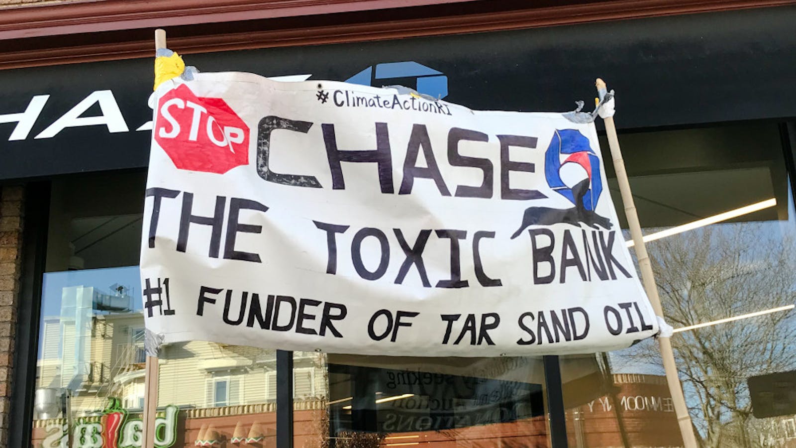 Climate Action RI demands Chase Bank fossil fuel divestment in latest  protest - The Brown Daily Herald