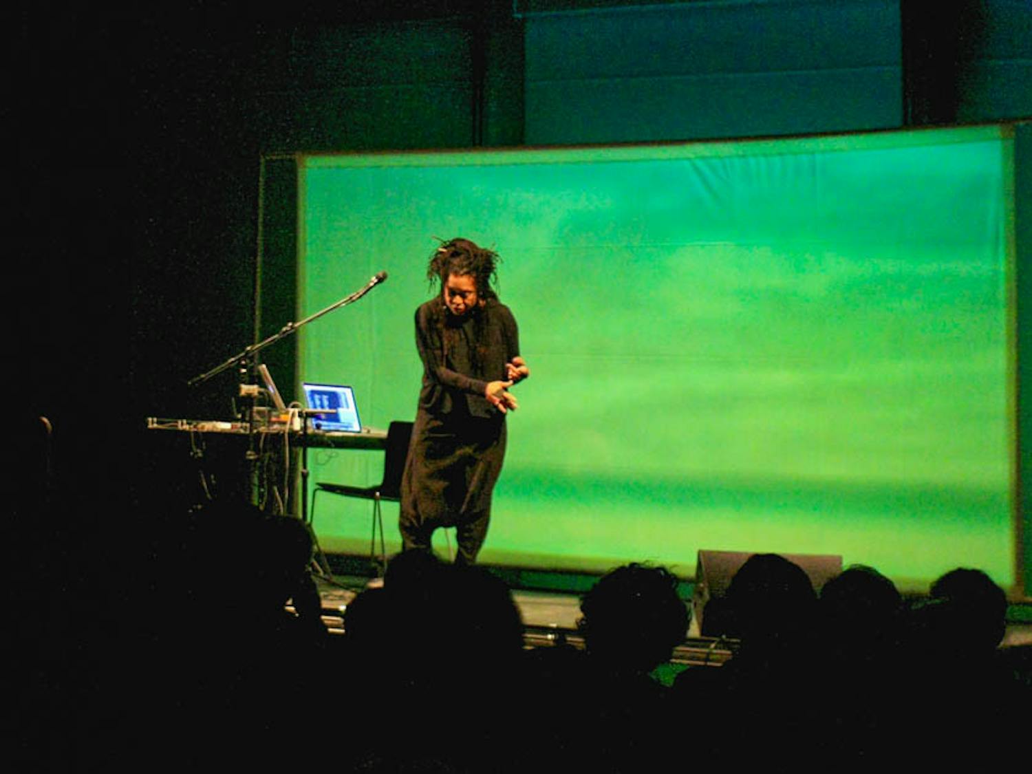 Woodward_pamela-z-in-performance_MariannaMcMurdock-3