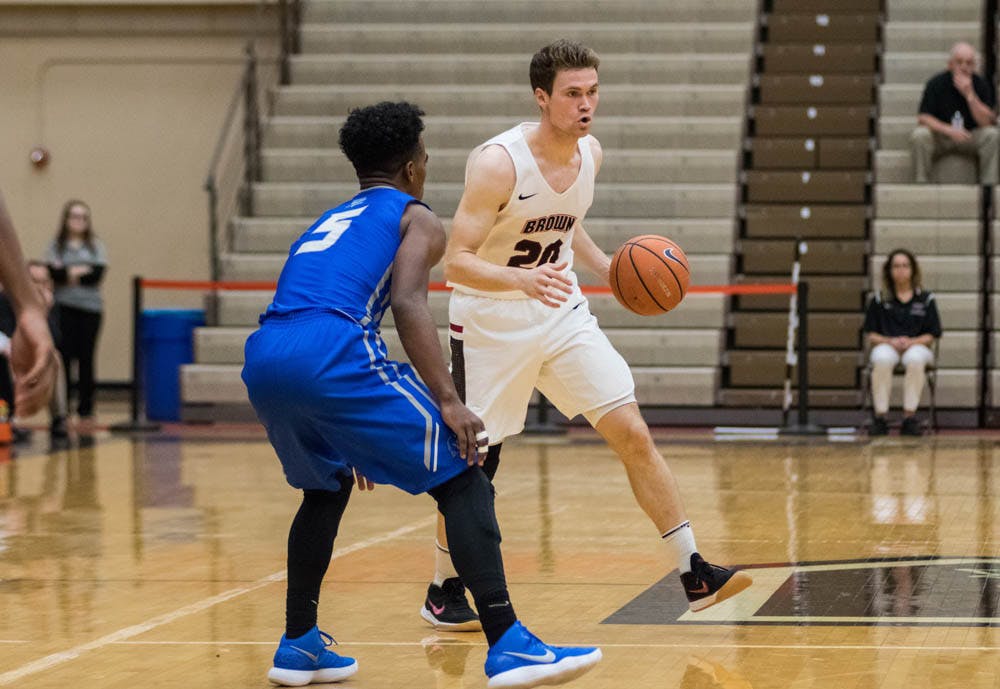 Smolar_MBball_EliWhite