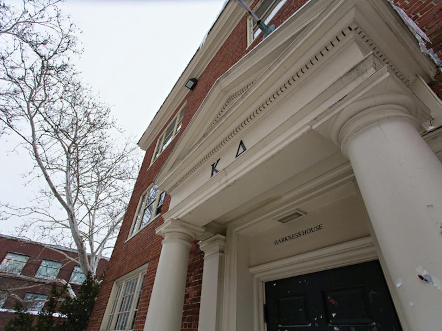 Aratani_Sororities-Rush_Matteo-Mobilio-2