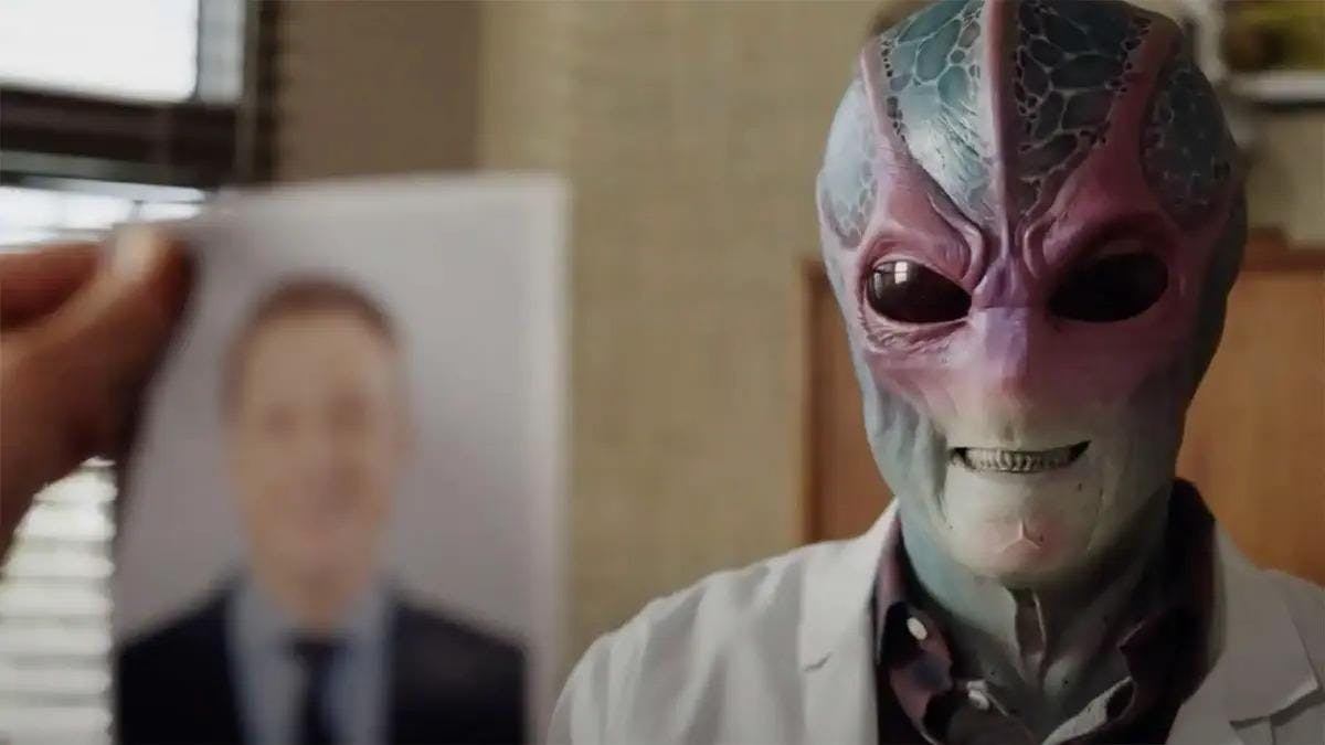 resident-alien-CO-syfy.jpg