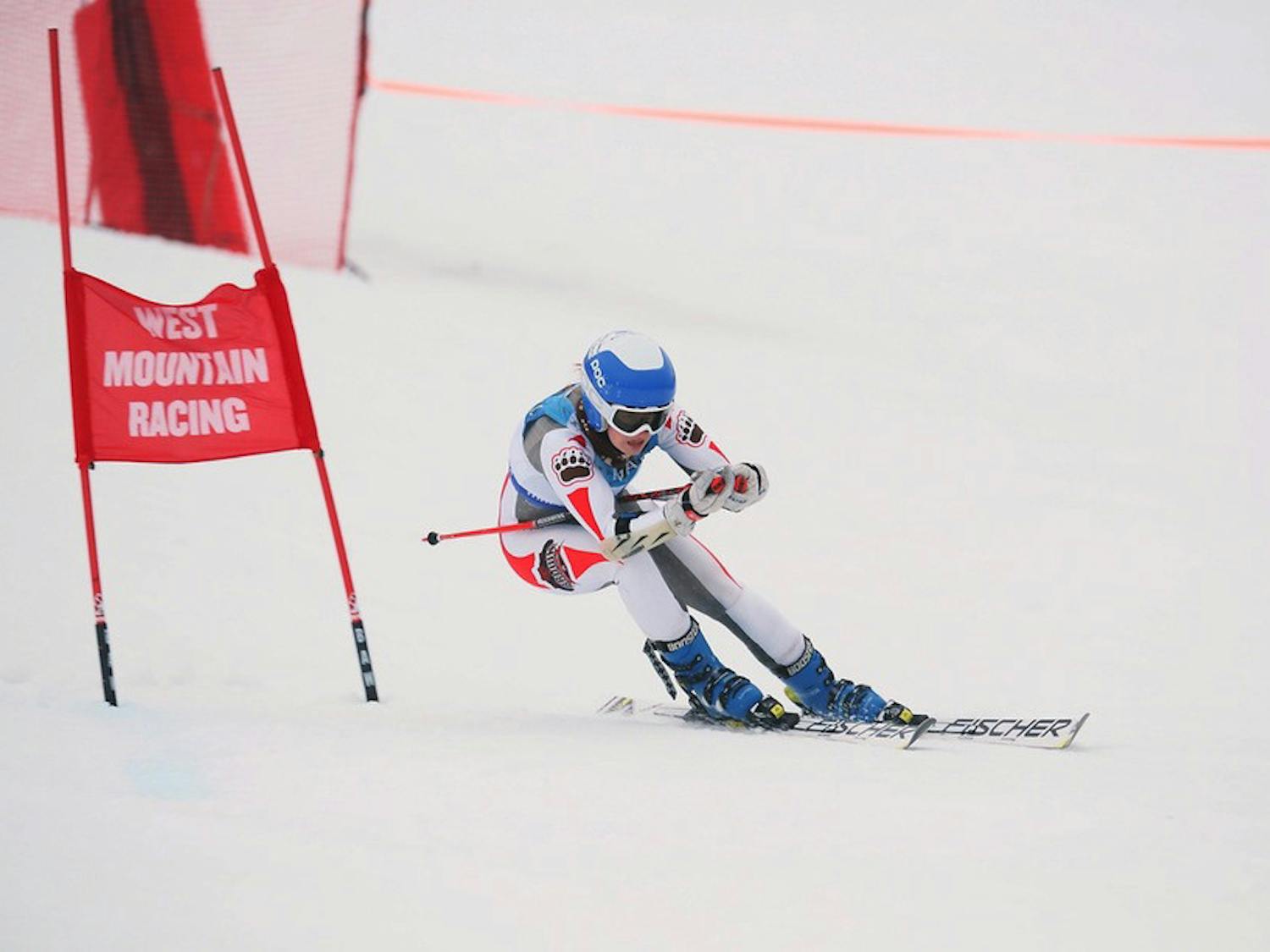 Demeyer_Skiing_CO_BrownBears