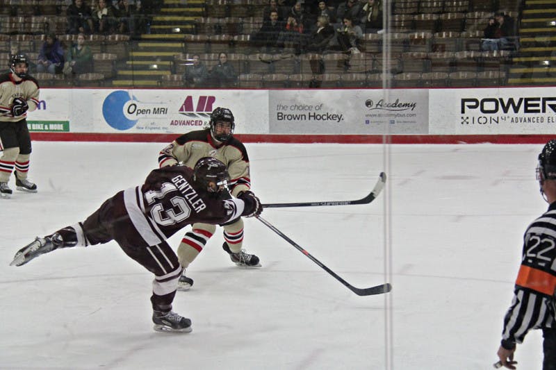 Brownsword_M-Hockey_Brittany-Comunale