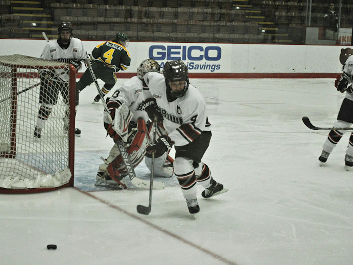 ruffin_w-hockey_hunter-leeming