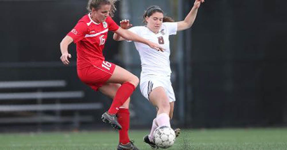 Wey_WSoccer_COBrownBears