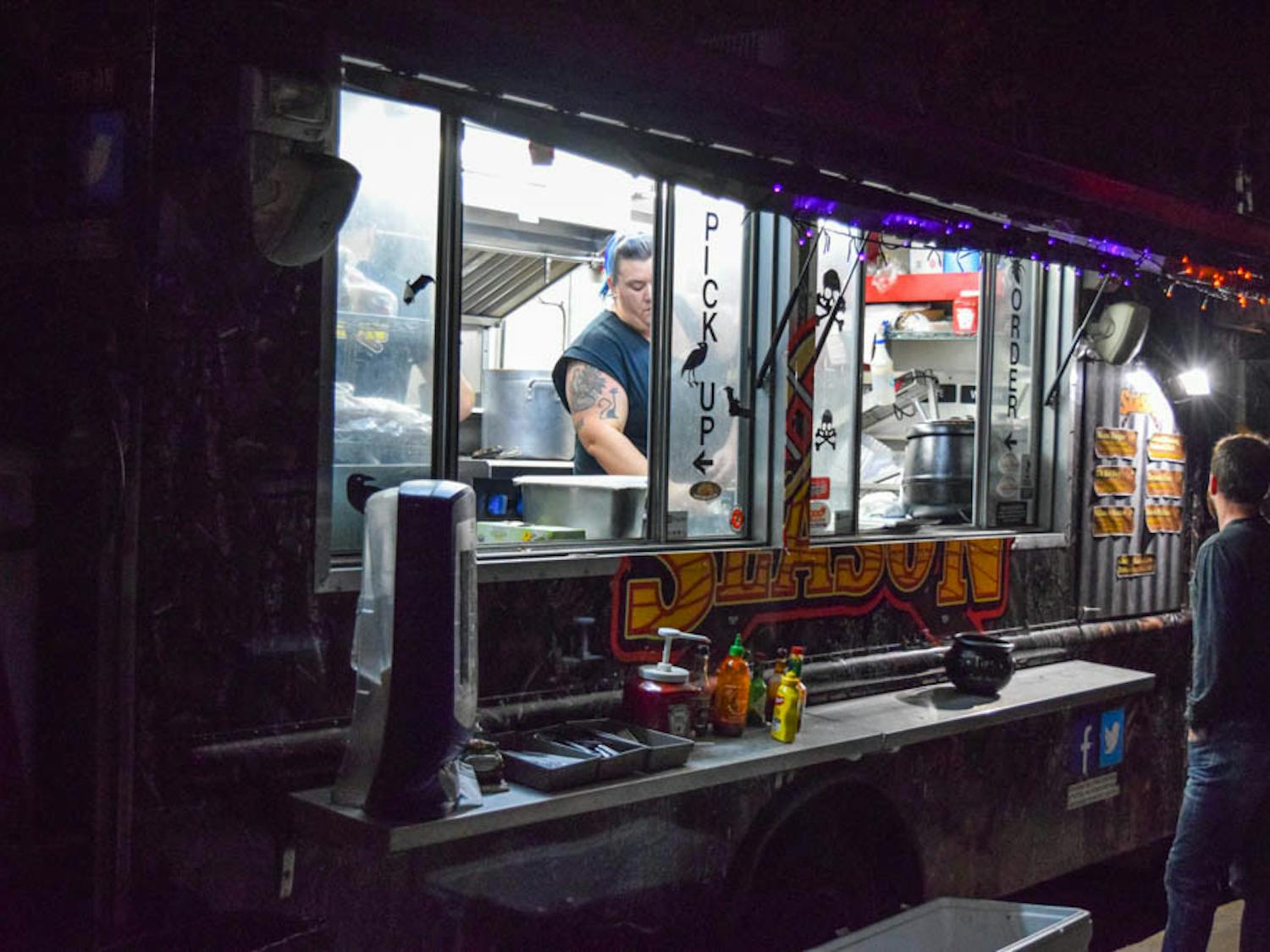 Culpepper_Food-Truck-Friday-on-Thayer-St_Jasmine-Ruiz-2