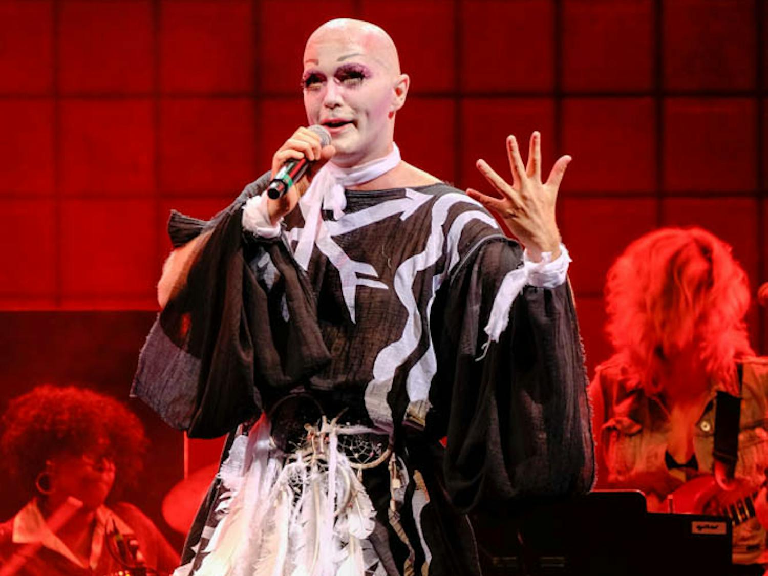 Burdette_Taylor-Mac-In-Residence_CO_Wikimedia-Commons