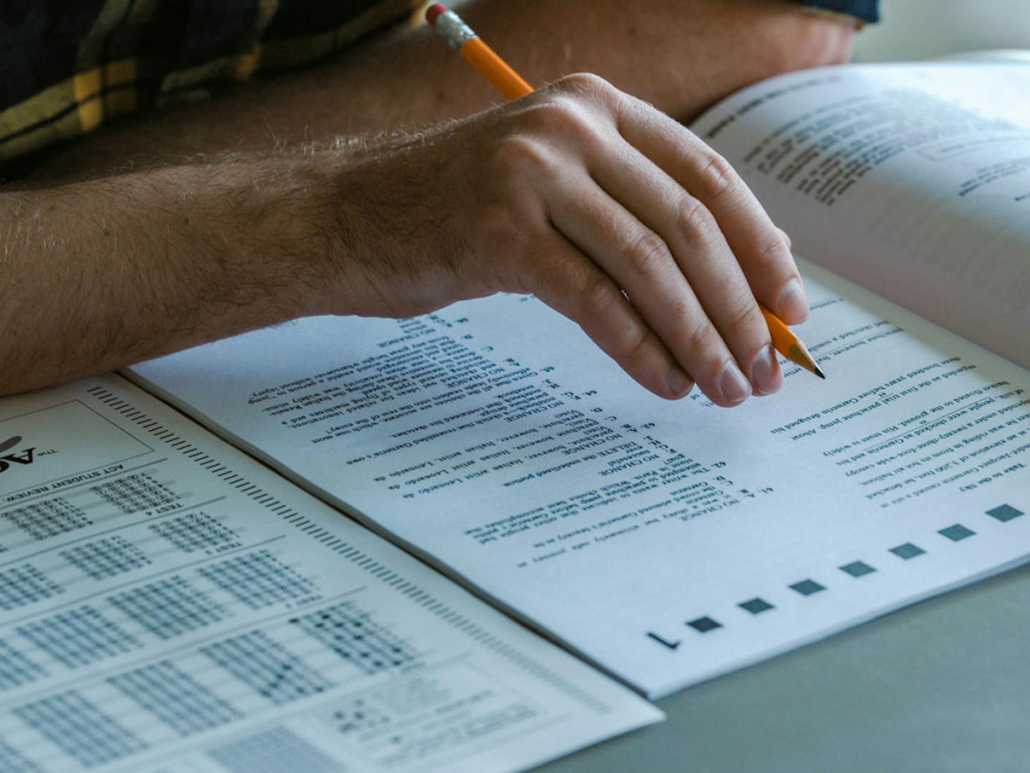 Barron_Varsity_Blues_Netflix_doc_review_CO_Netflix