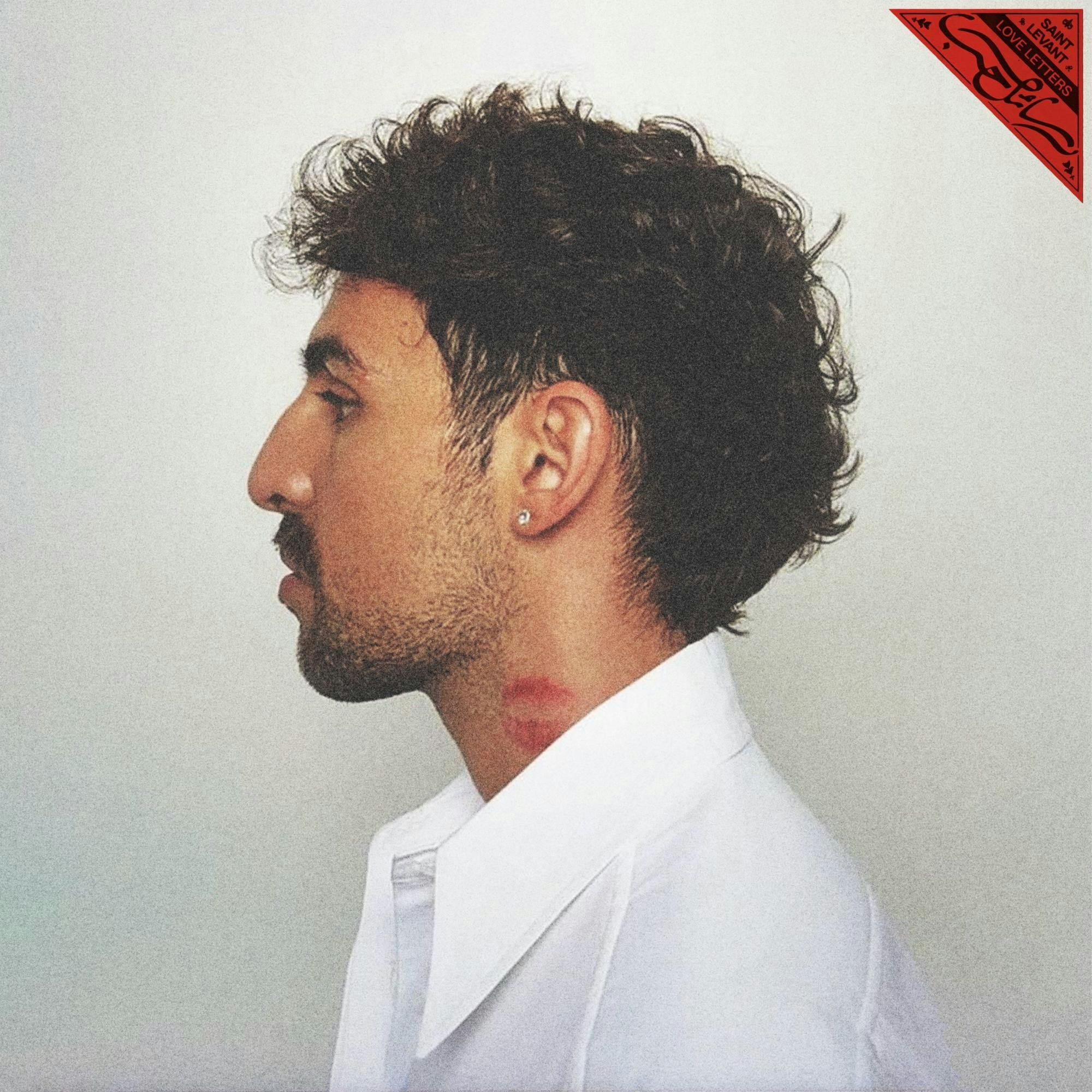 A picture of Saint Levant's side profile.