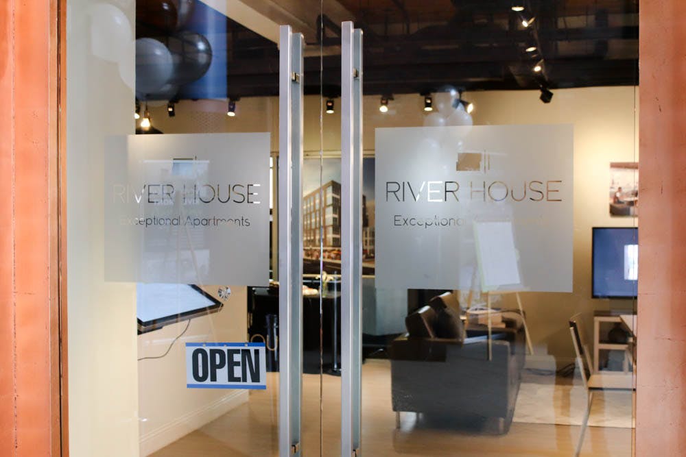 Dawson_River-House_Tiffany-Ding