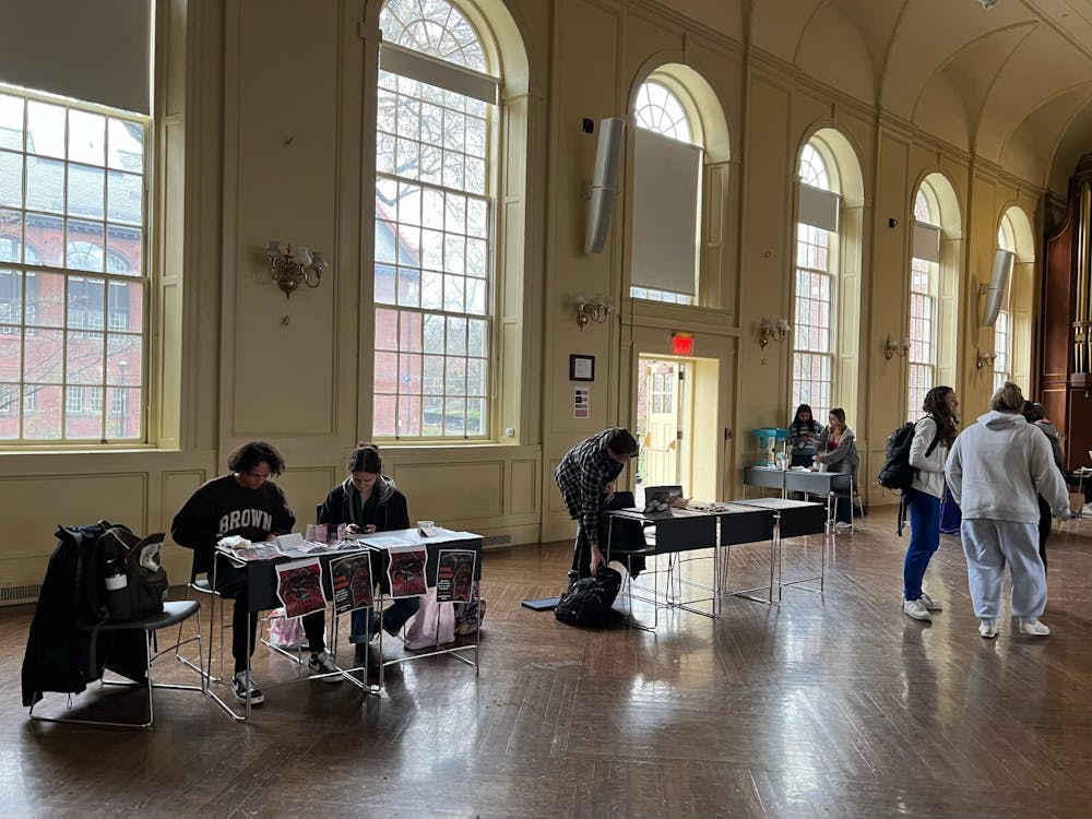 <p>On Wednesday, UCS hosted a tabling event featuring community representatives from a variety of local non-profits and student organizations dedicated to community engagement. </p>