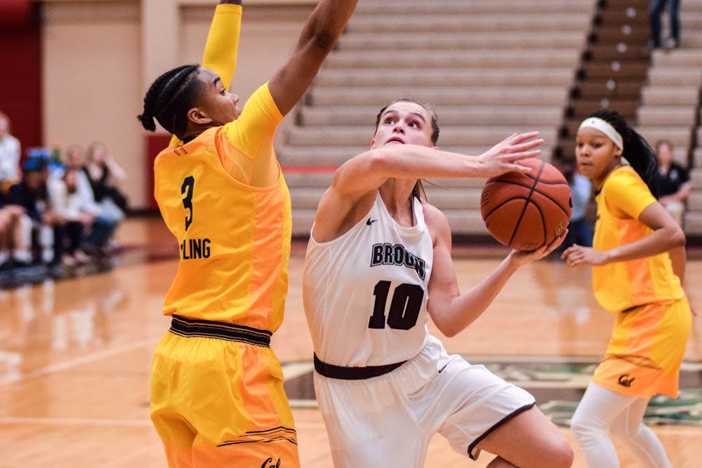 Riley_WBball_EliWhite