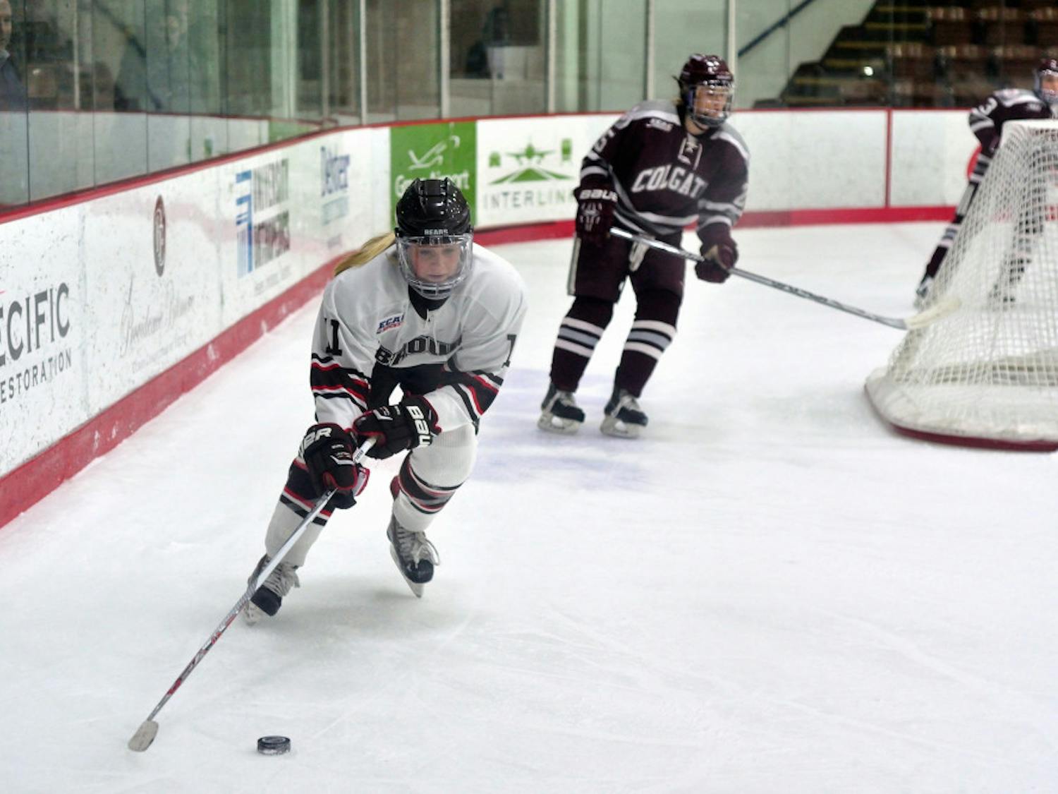 Schumate_WHockey_EliWhite1