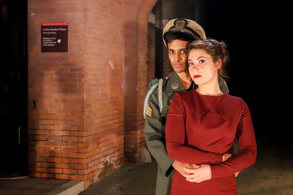 Bennett_Shakespeare-on-the-Green_Tiffany-Ding-1