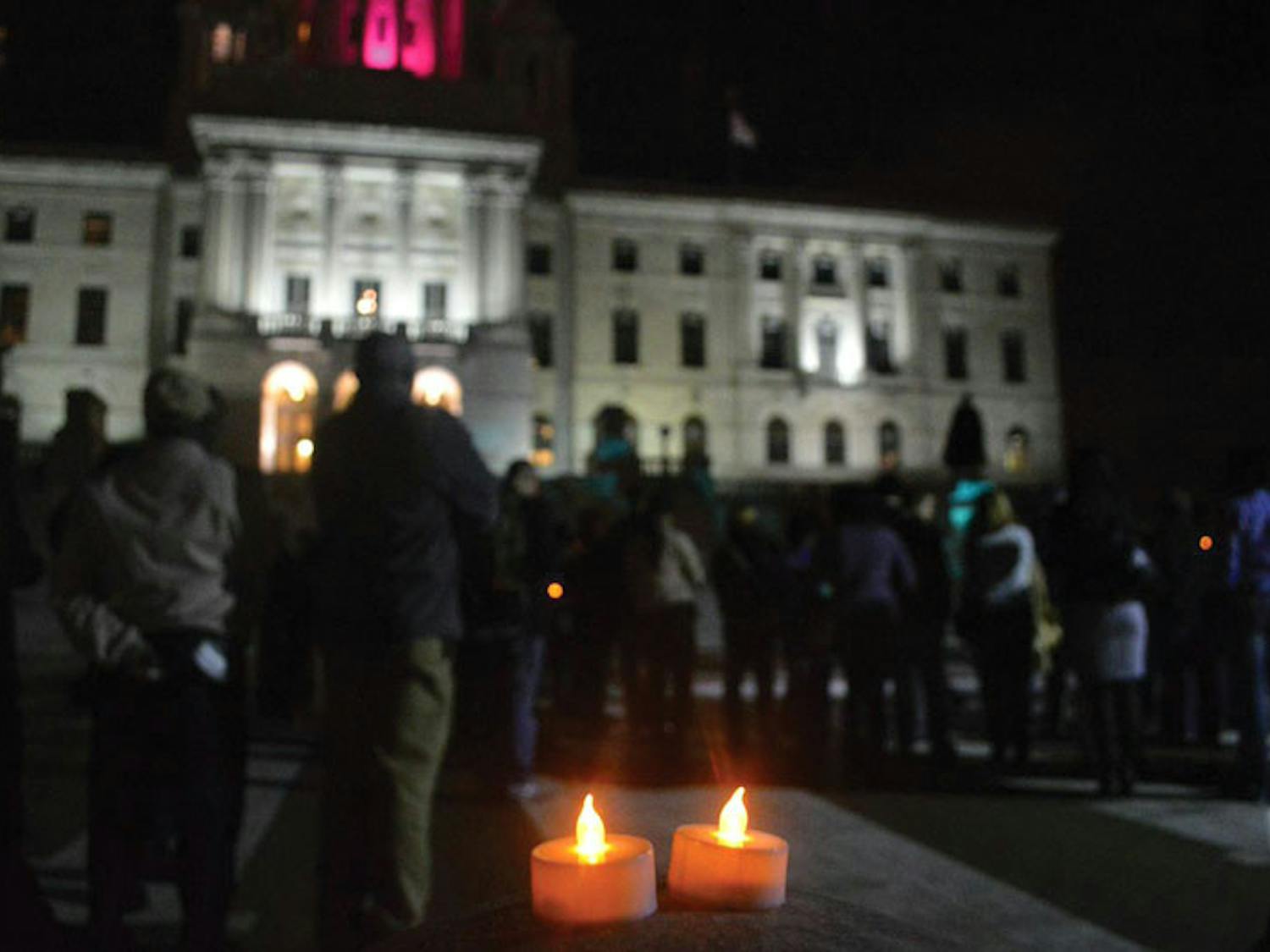 gallagher_light-for-africa-ebola_-alexia-delhoume-4