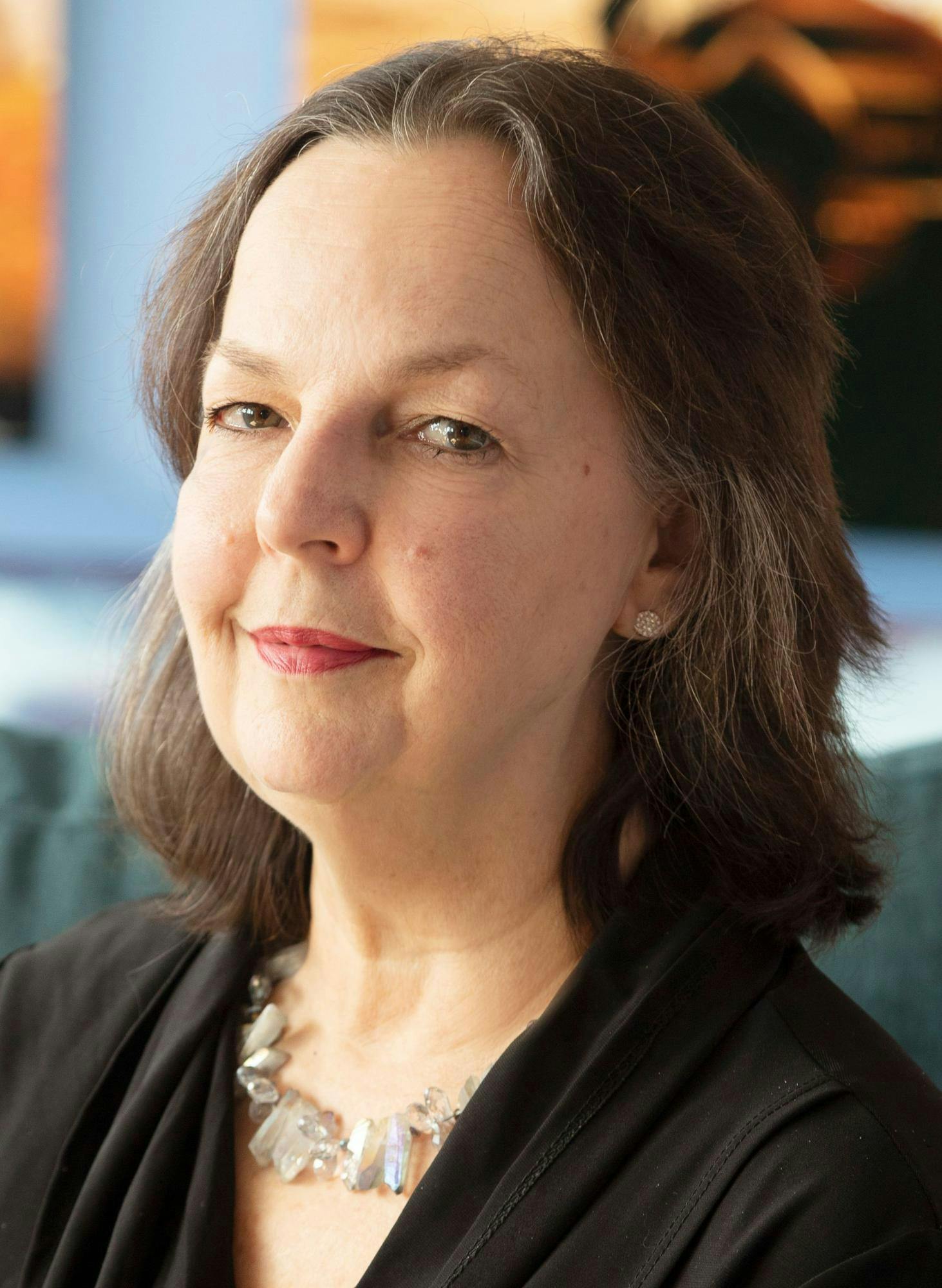 Lauren_Wolk_head_shot_by_Robert_Nash.jpg