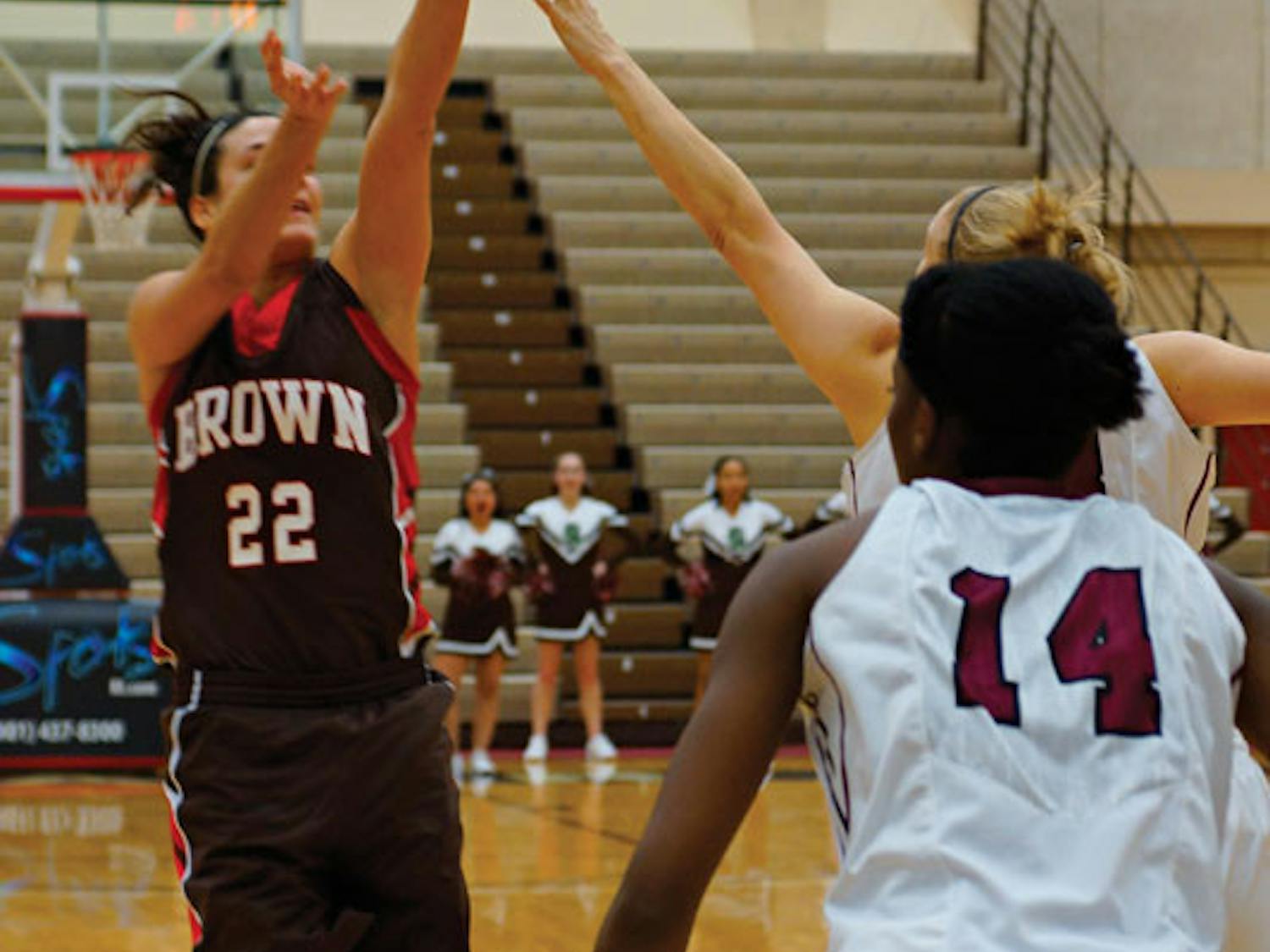 sullivan_wbasketball_dave-deckey