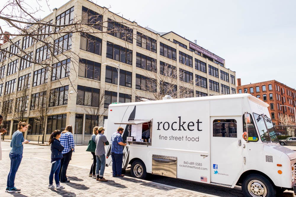 Morhayim_RocketFoodTruck_Julia-Rosenberg