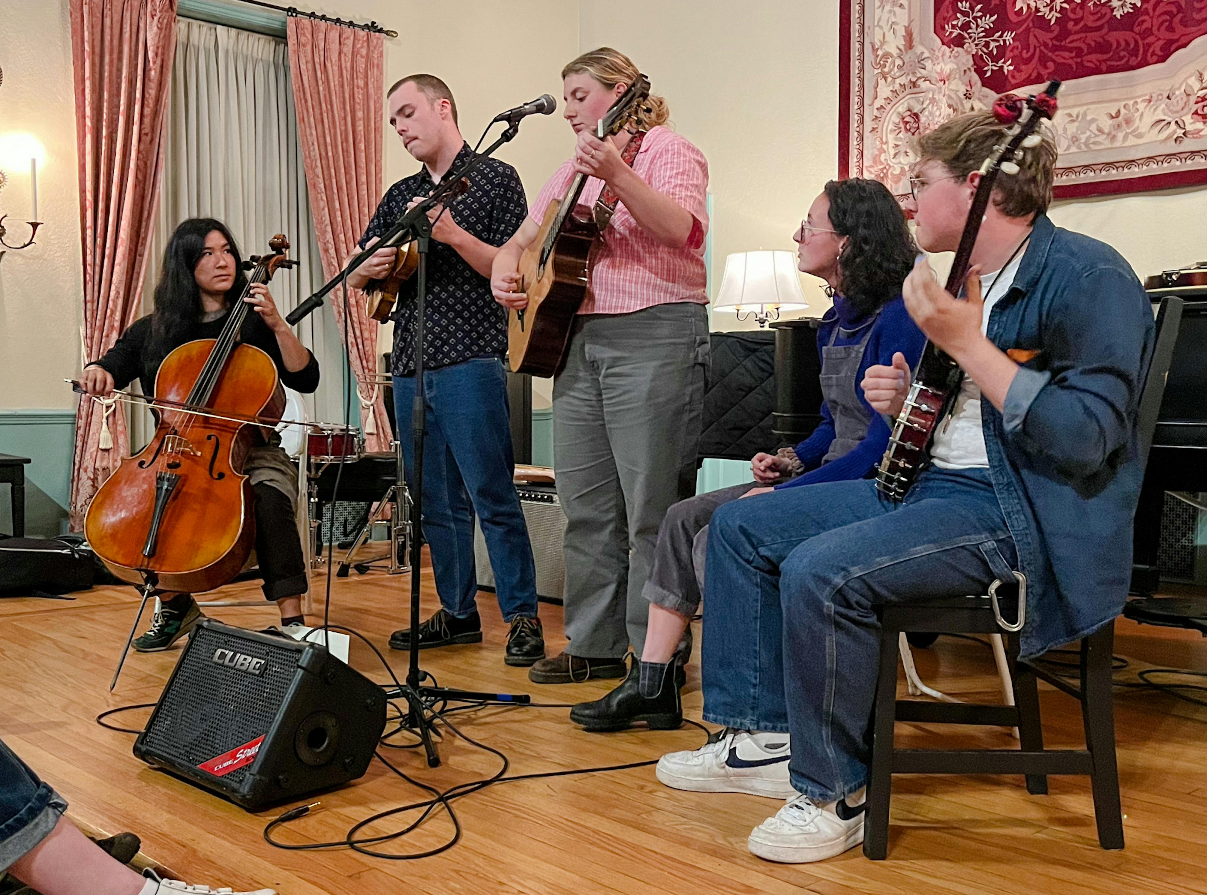 'Electric Hour' provides welcoming space for weekly, live student music - Vimarsana News