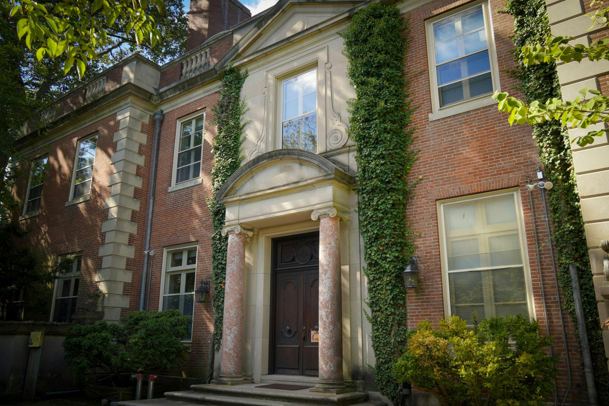 Image of a department whose graduate admissions is paused.