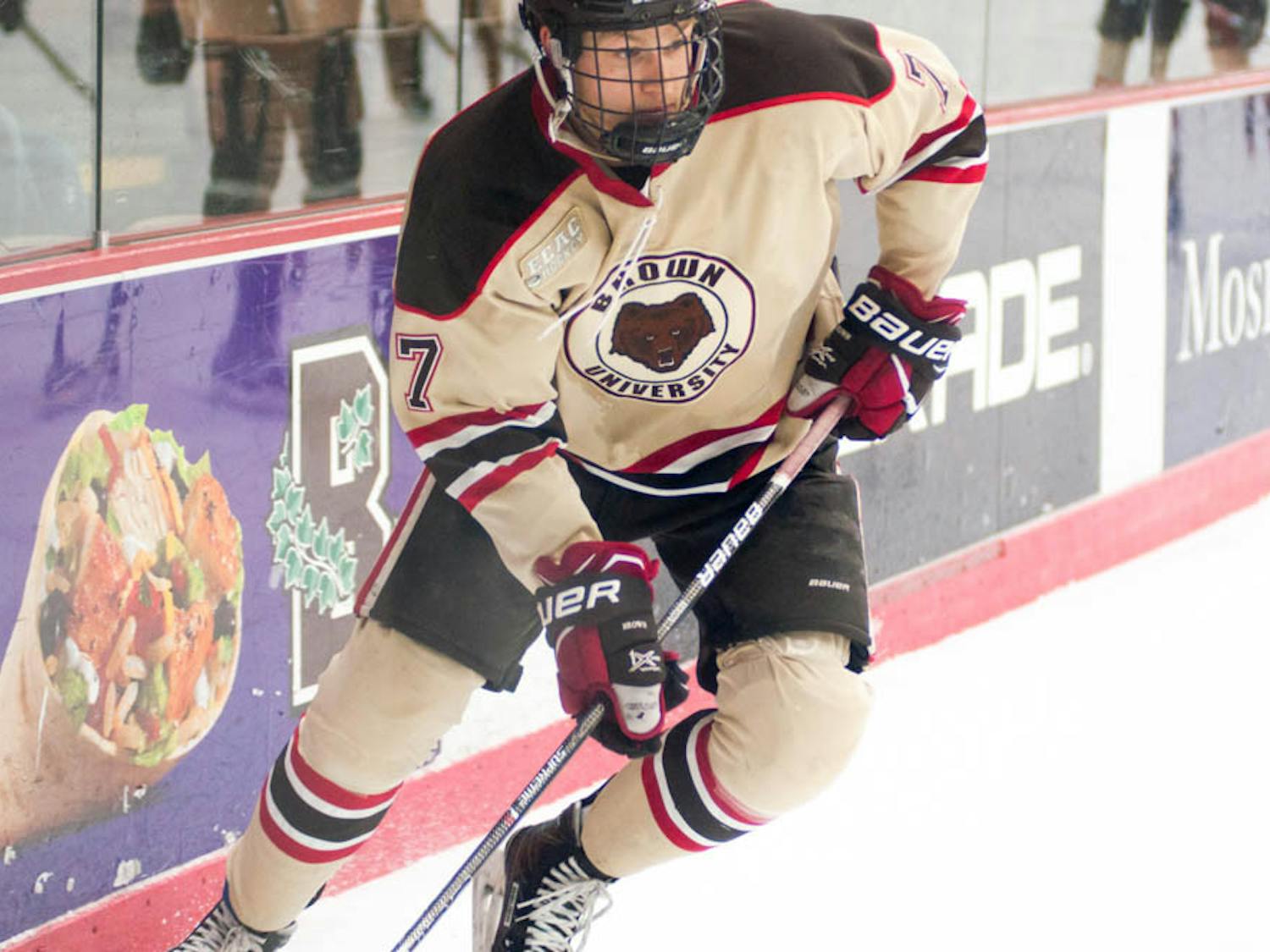 Russell_MHockey_Eli-White