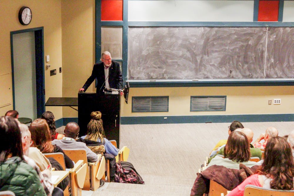 Toledano_Magician_SaraRunkel