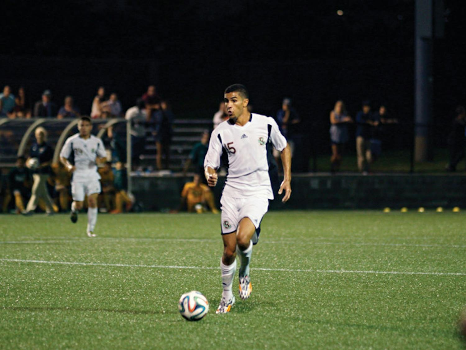 Wainger_MSoccerColor_Deckey