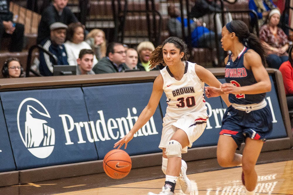 Wey_WBBall_Eli-White