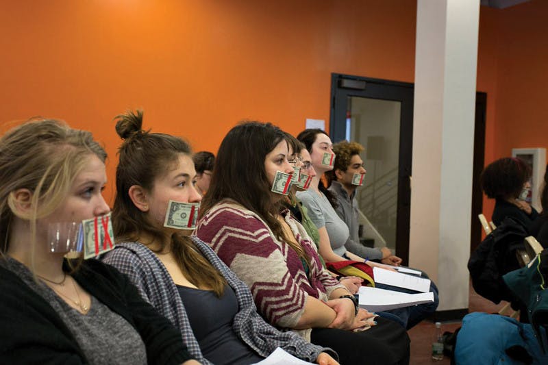 wildcard_ix-bill-protest_matteo-mobilio