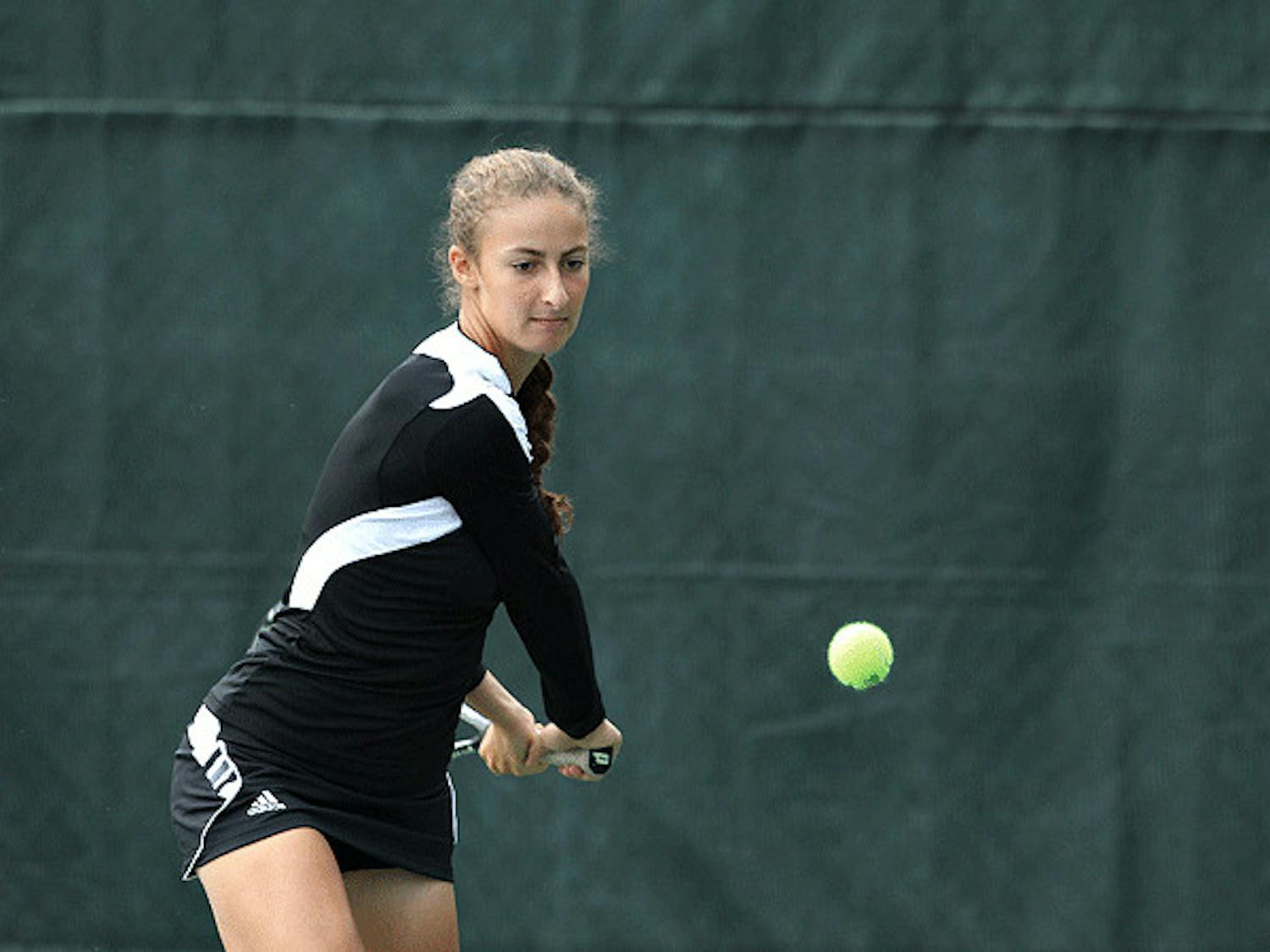 rowland_tennis-hannah-camhi_CO-Brown-athletics