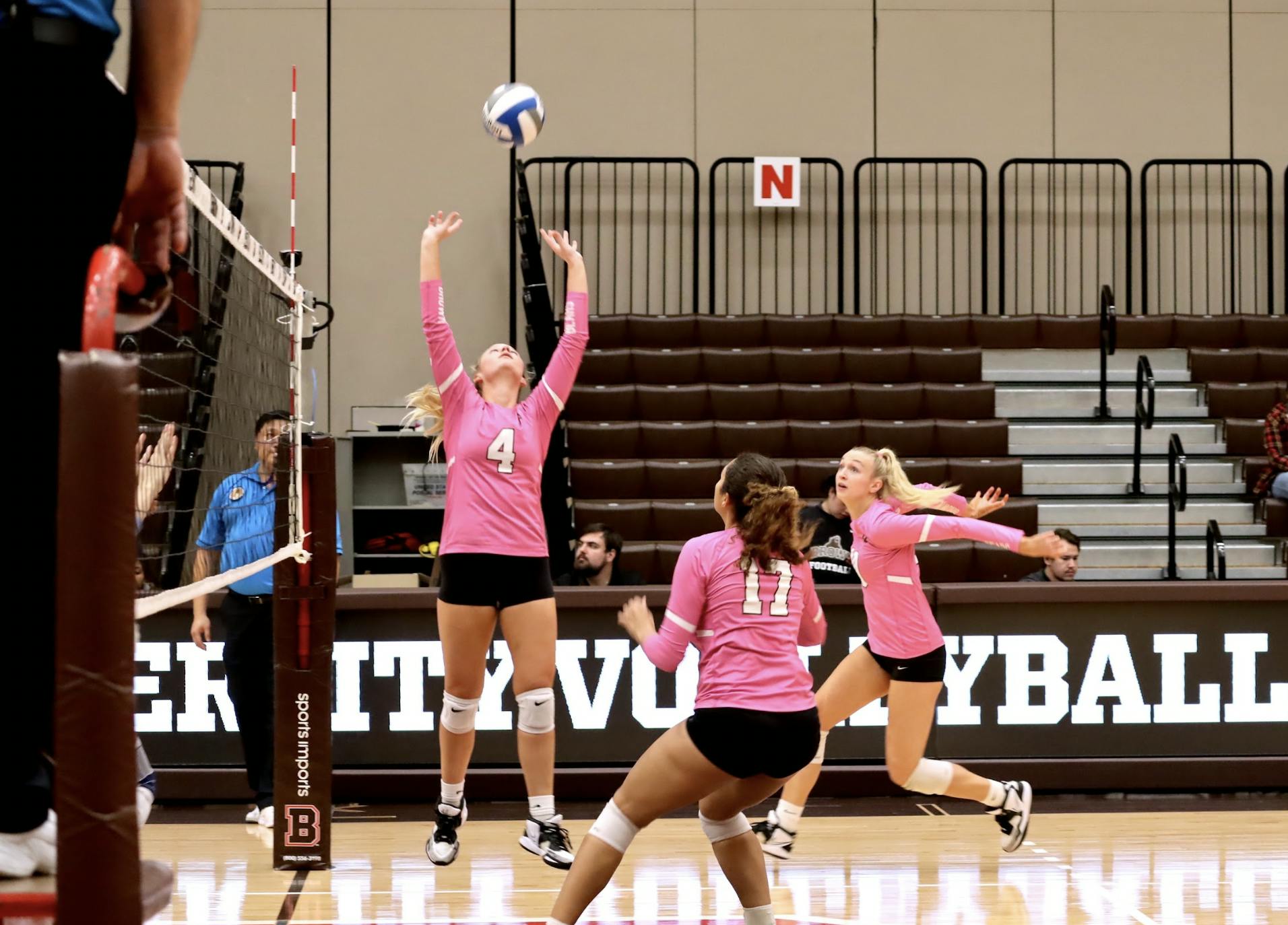 Volleyball Celebrates Senior Night With Third Straight Sweep - The ...