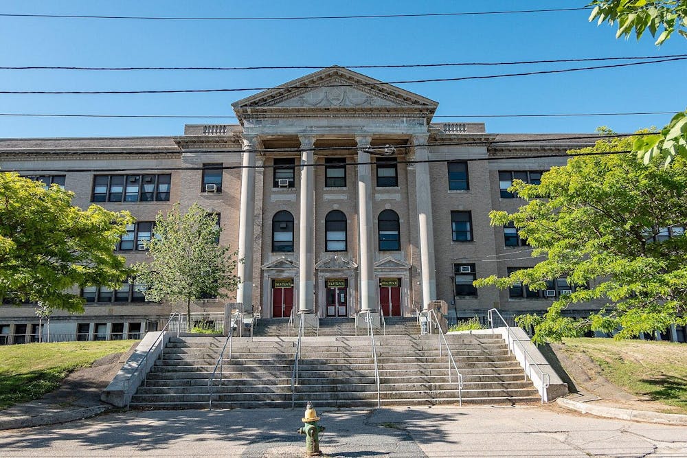 A picture of a Gilbert Stuart Middle School building in Providence, Rhode Island. 