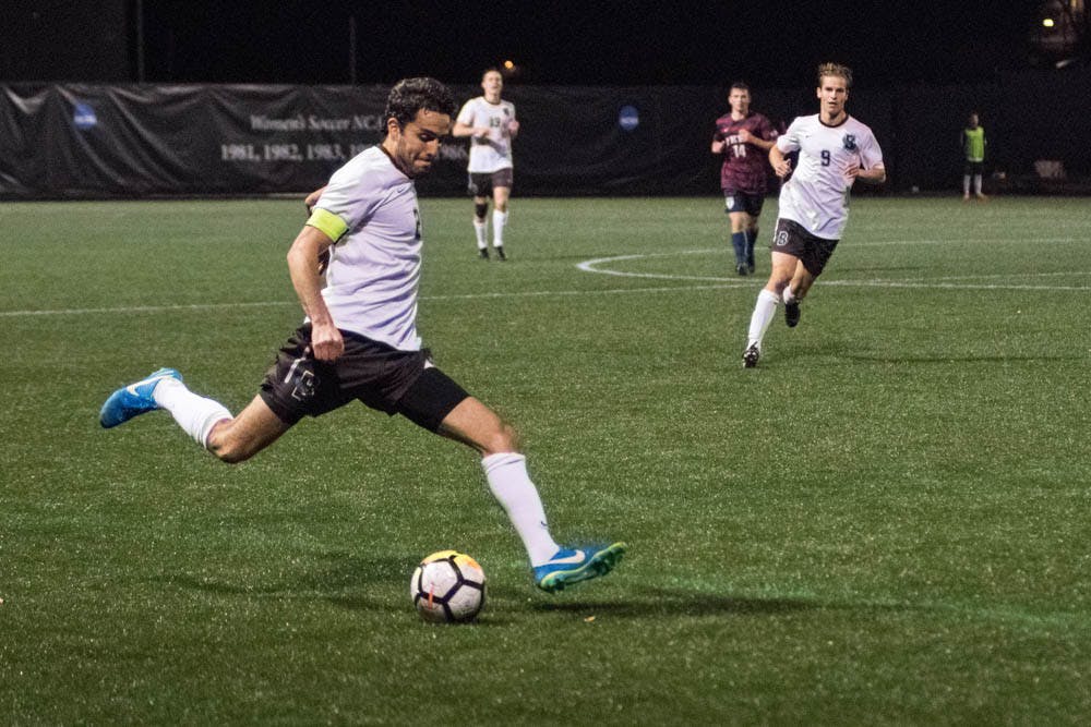 Smolar_MSoccer_EliWhite