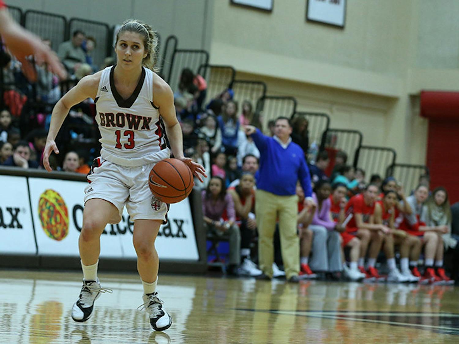 Schapiro_W-Basketball_CO-Brown-Bears